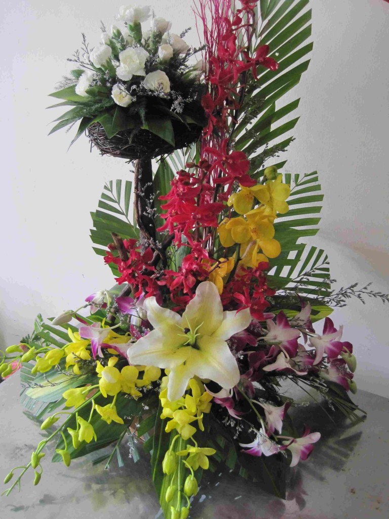 Những lẵng hoa đẹp gửi đến thầy cô nhân ngày 20 - 11 -3